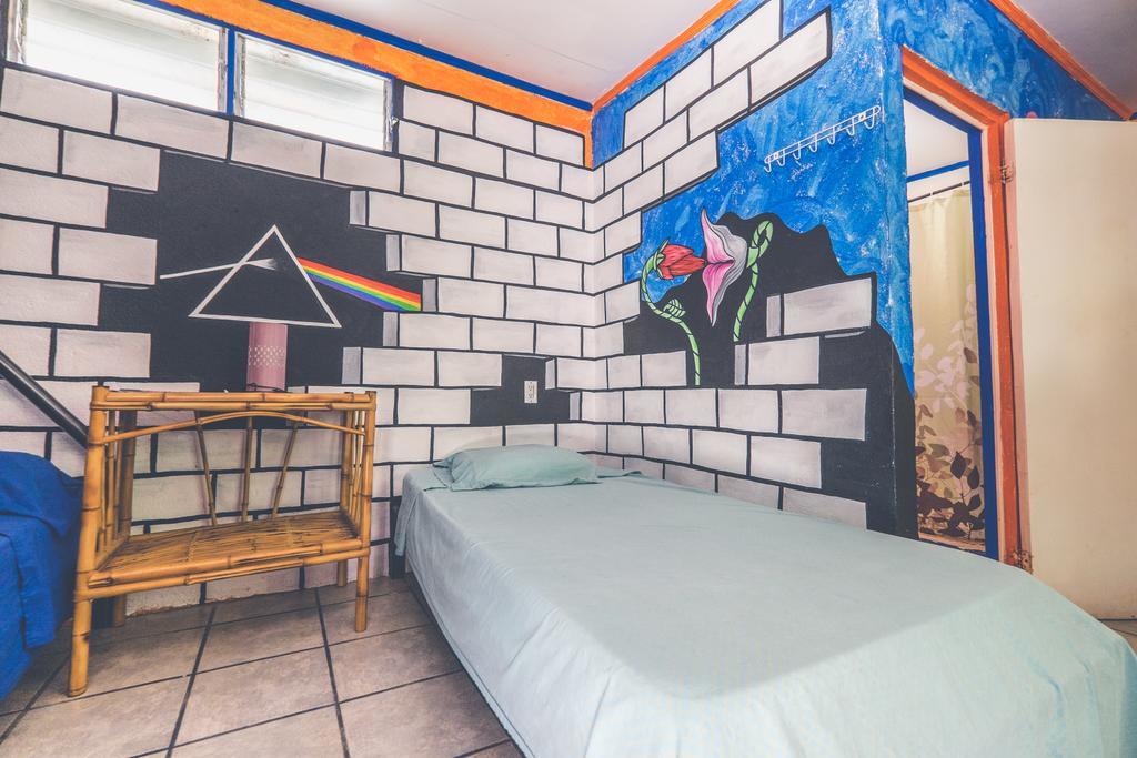 Pura Vida Hostel تاماريندو المظهر الخارجي الصورة