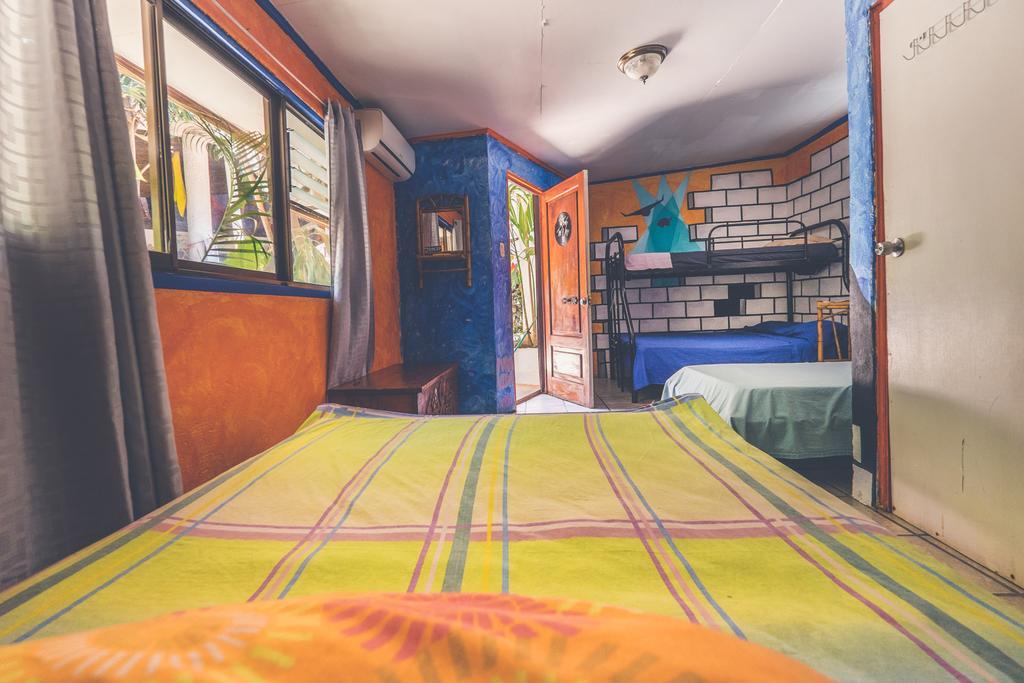 Pura Vida Hostel تاماريندو المظهر الخارجي الصورة