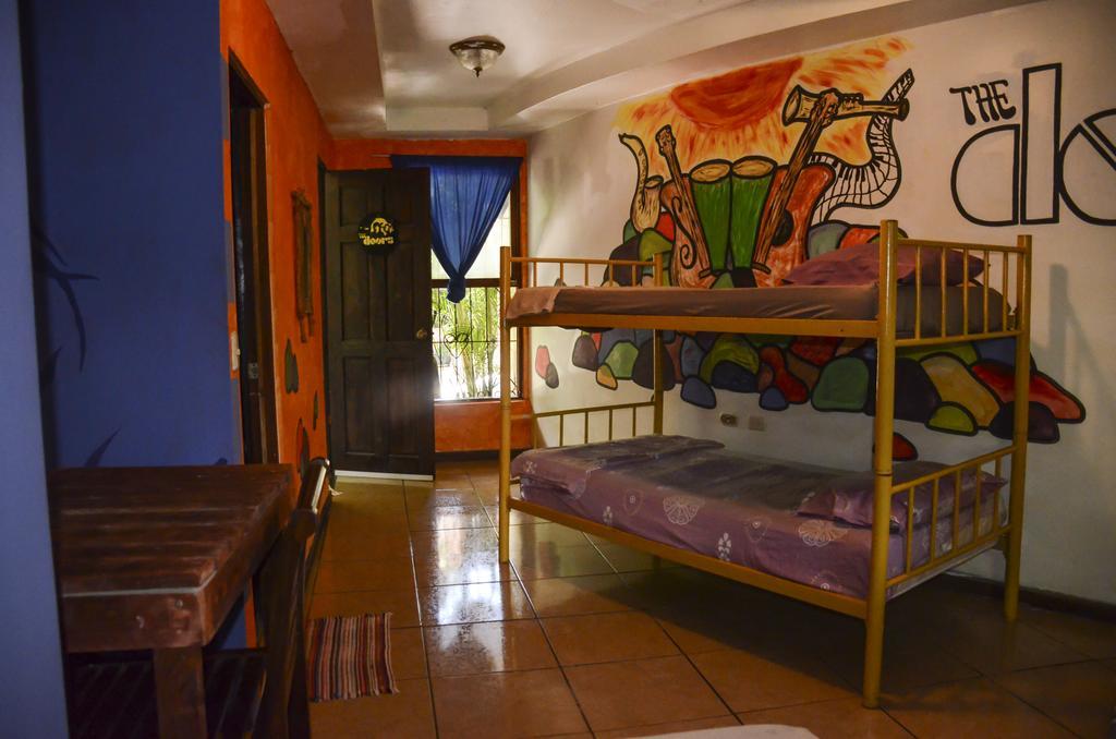 Pura Vida Hostel تاماريندو المظهر الخارجي الصورة